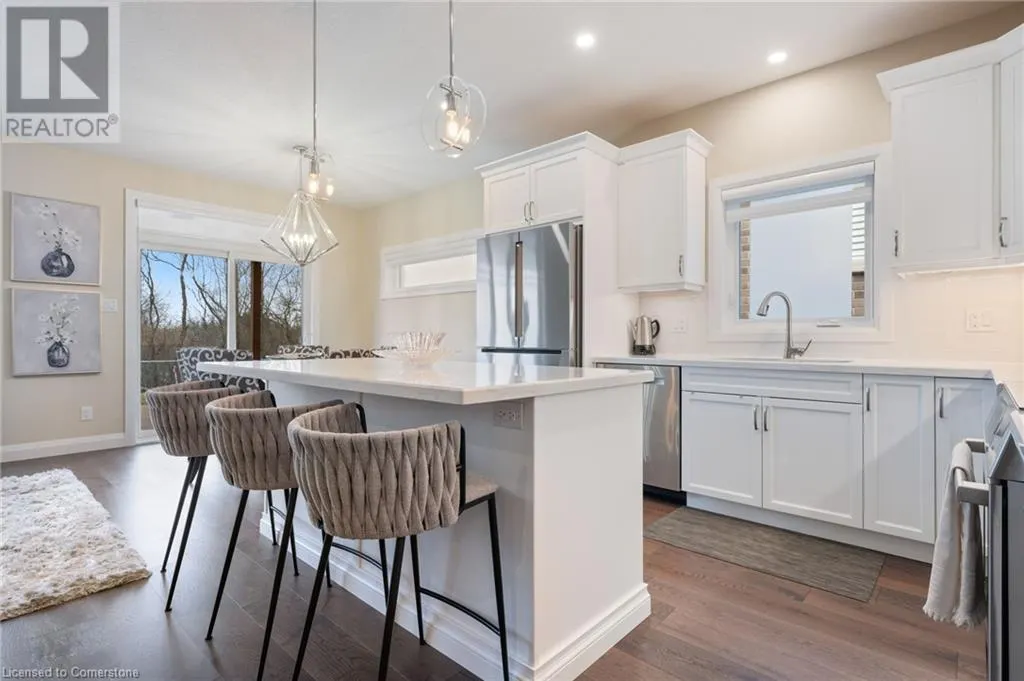 50 VANROOY Trail