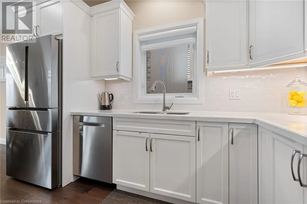 50 VANROOY Trail