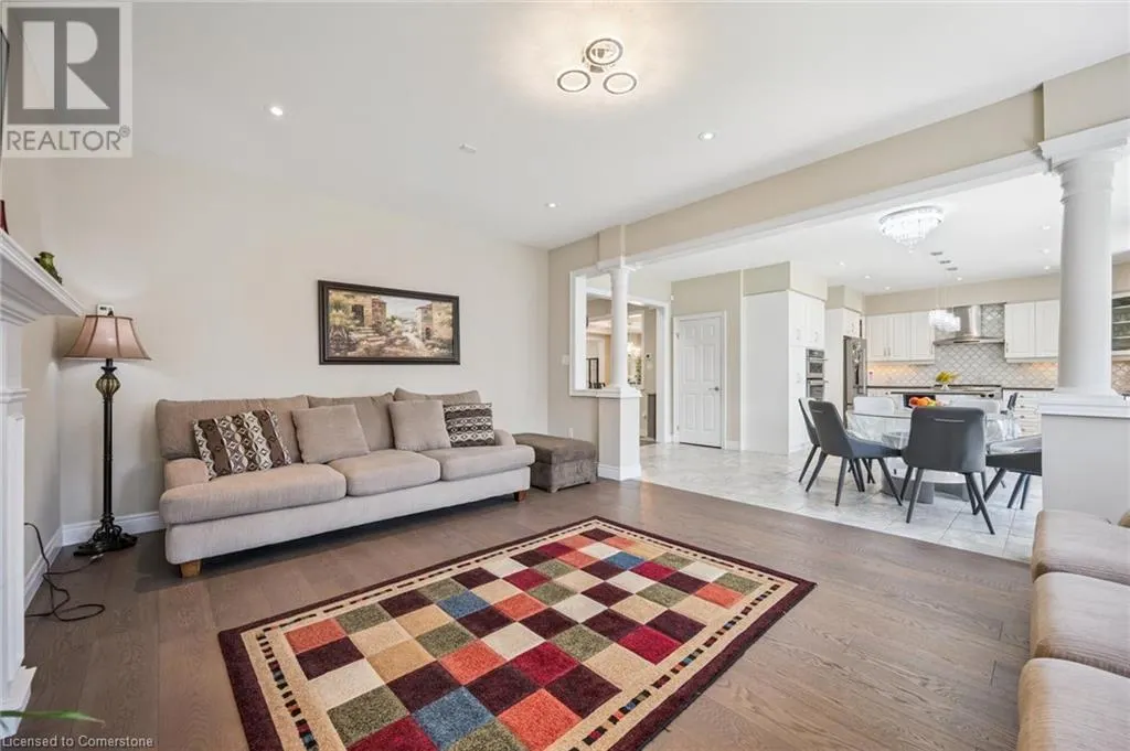 779 SNOWBERRY Court