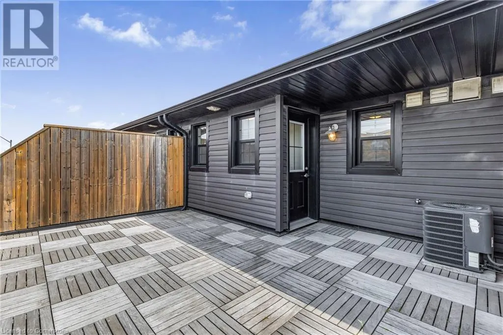 760 LAKESHORE Road E Unit# 206, #206
