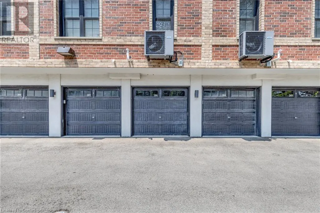 760 LAKESHORE Road E Unit# 206, #206
