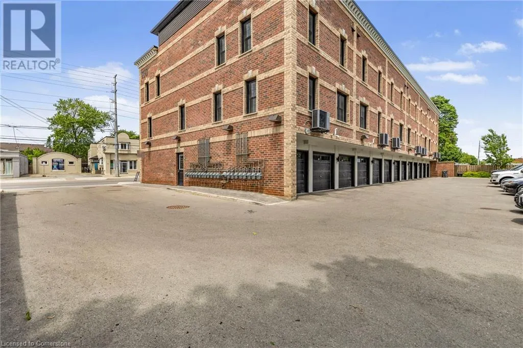 760 LAKESHORE Road E Unit# 206, #206