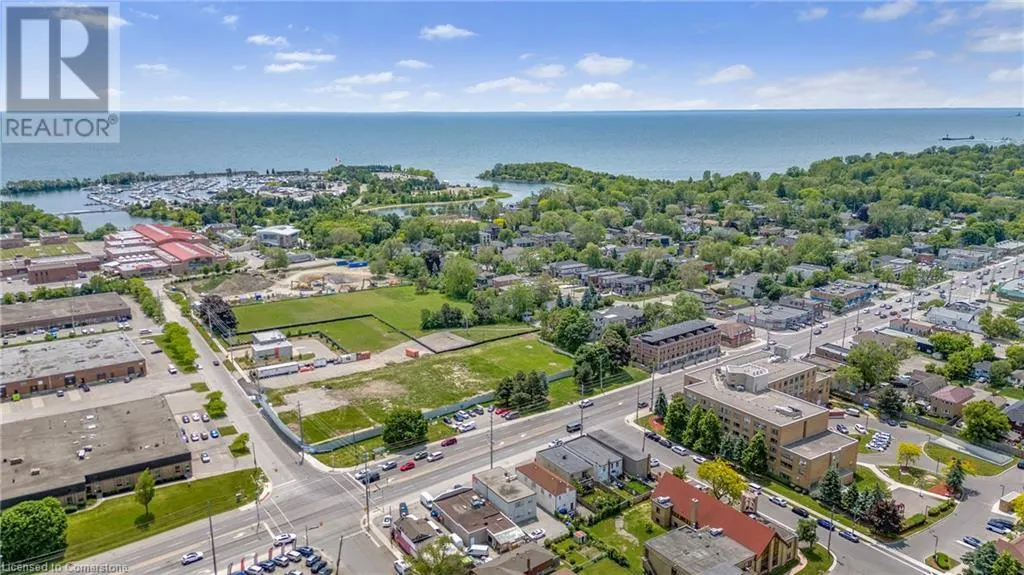 760 LAKESHORE Road E Unit# 206, #206