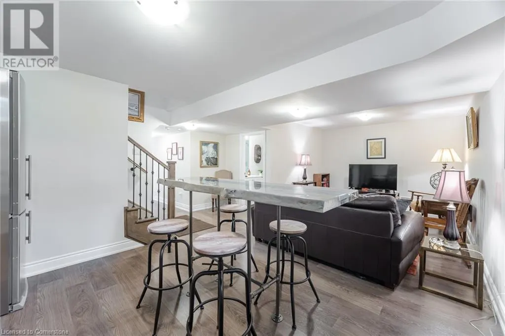 47 WINDSOR Circle