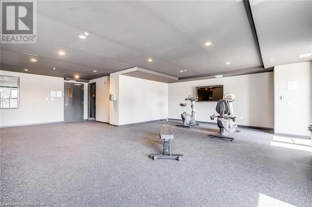 1291 GORDON Street Unit# 223, #223