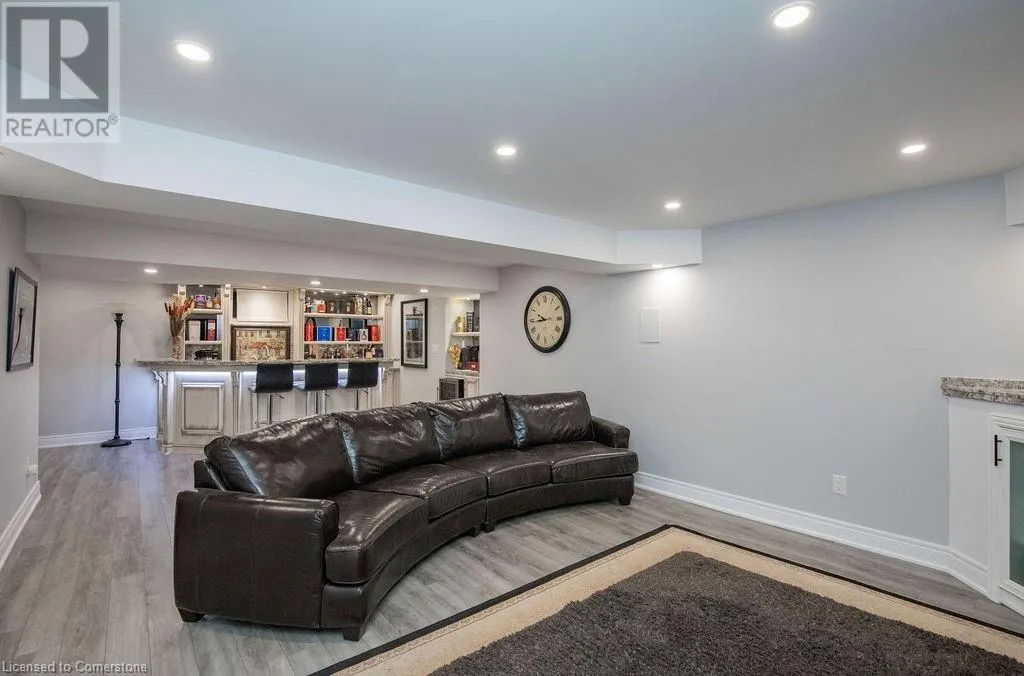 160 WILLS Crescent