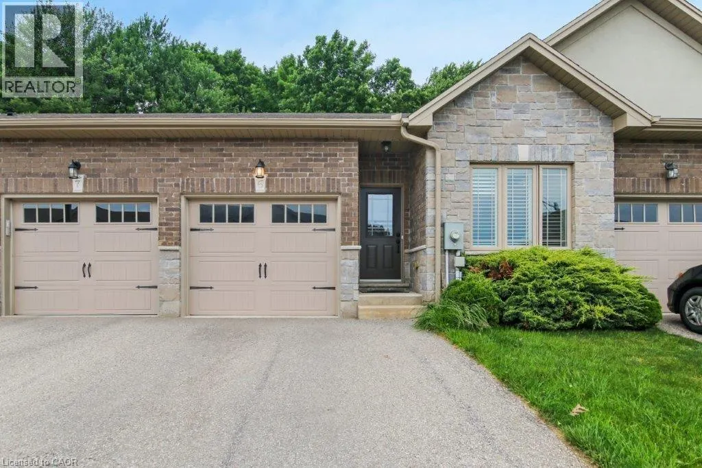 194 DONLY Drive S Unit# 6, #6