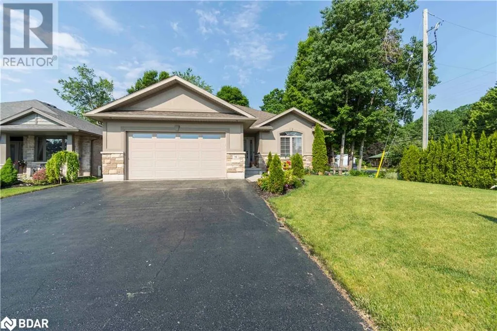 39 LAKEWOOD Crescent