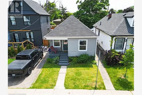 4 FREDERICK Avenue