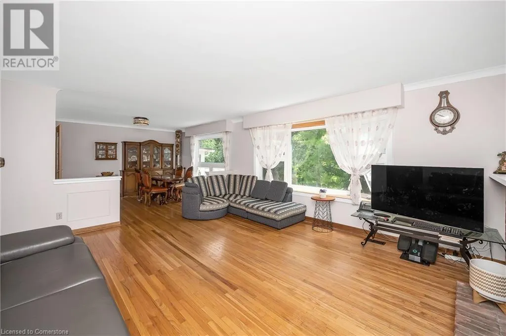 85 ROBINHOOD Drive