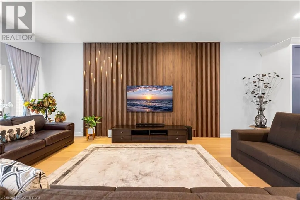 156 HETRAM COURT Court