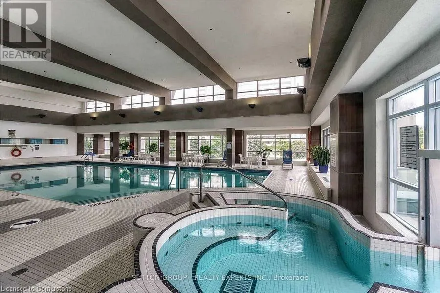 33 ELM Drive Unit# 407, #407