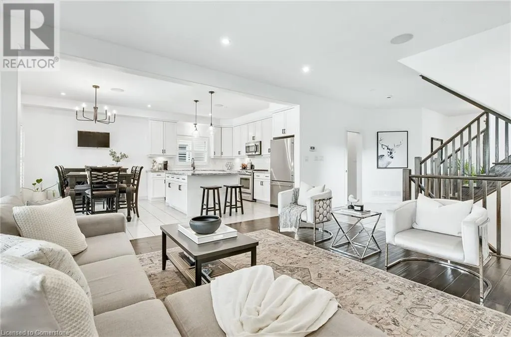 4884 ALLAN Court