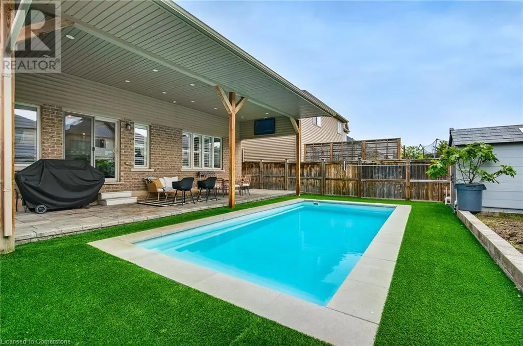 4884 ALLAN Court