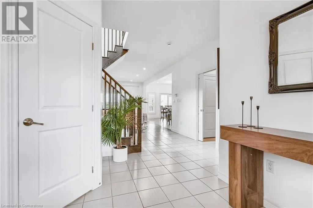 4884 ALLAN Court