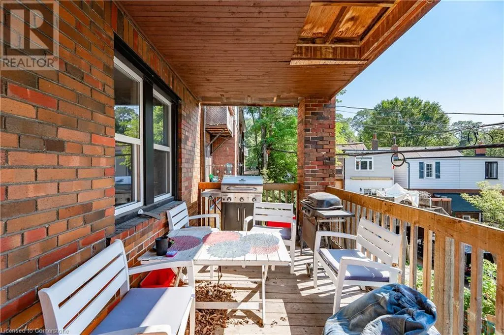 527 KINGSTON Road