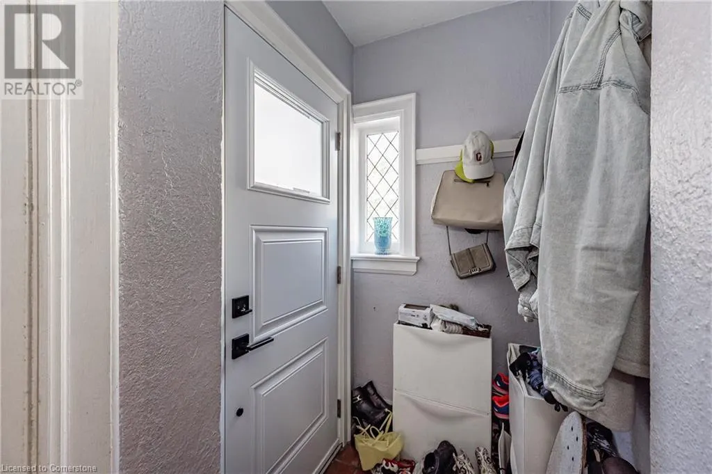527 KINGSTON Road