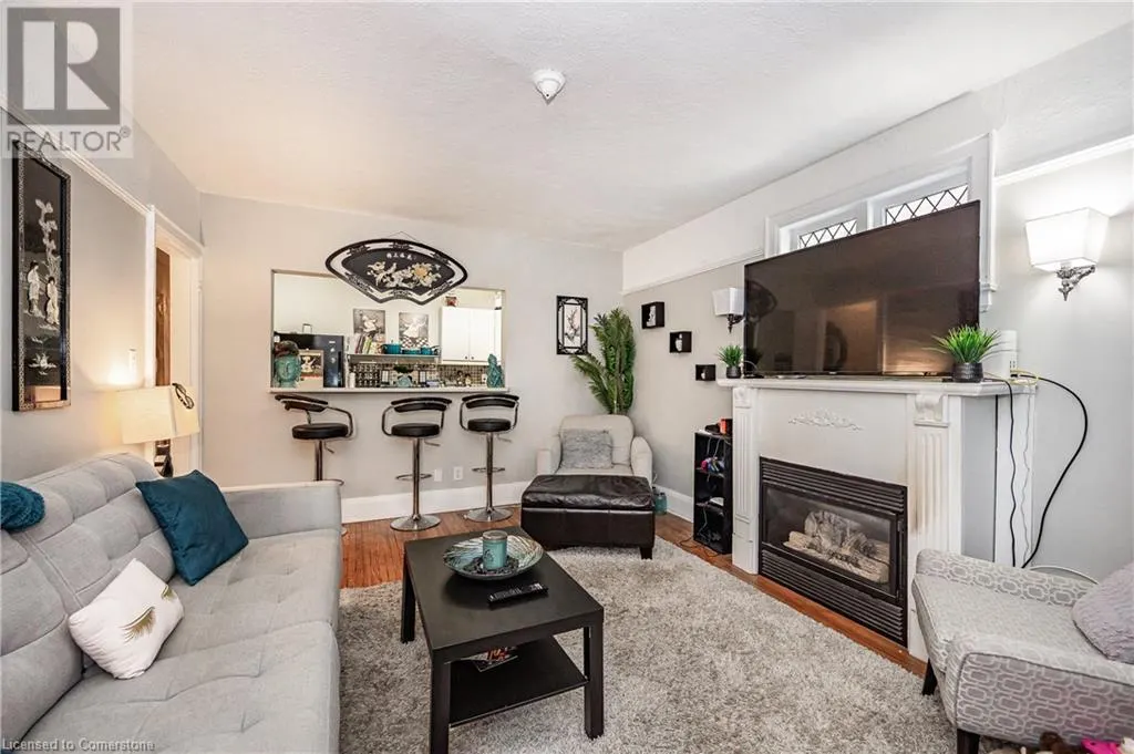 527 KINGSTON Road