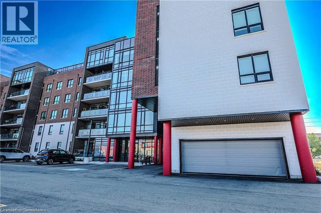 5 HAMILTON Street N Unit# 402, #402