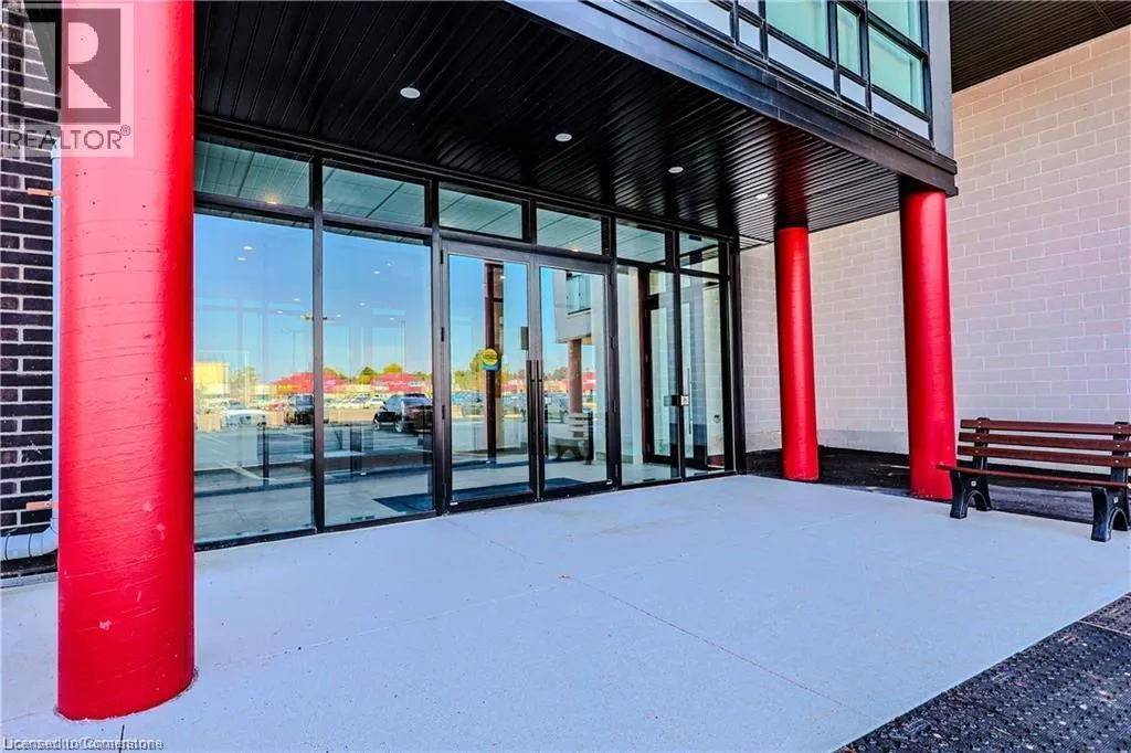 5 HAMILTON Street N Unit# 402, #402