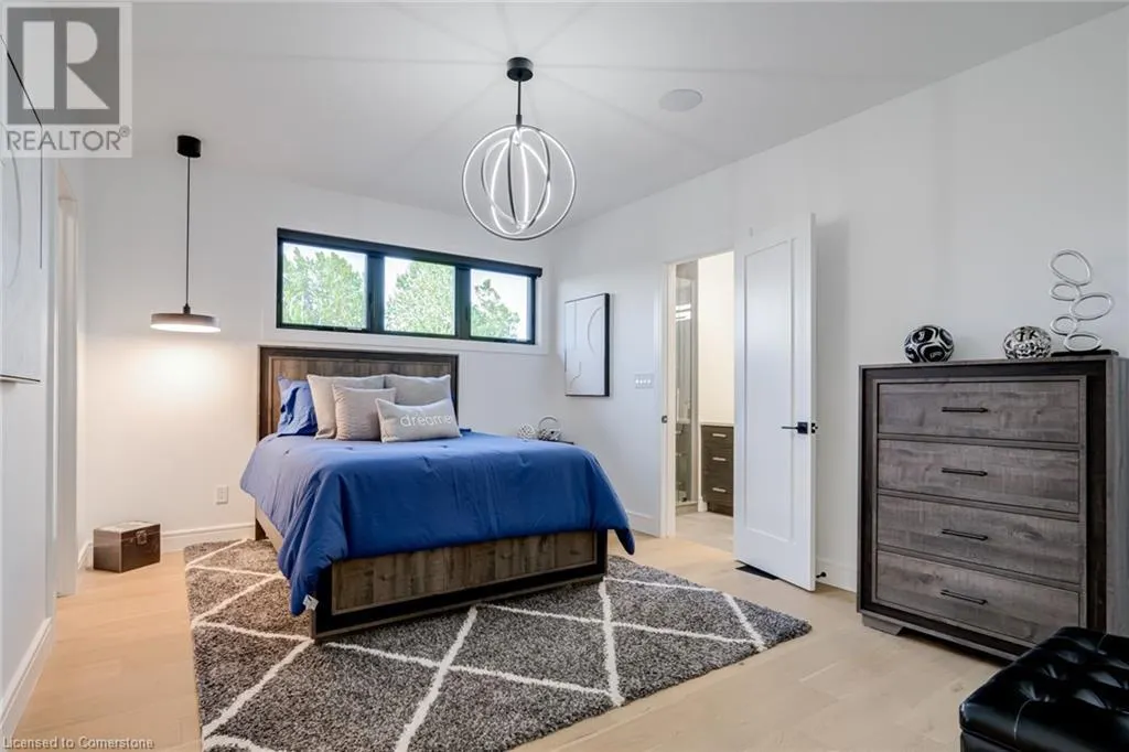 6 SHAKESPEARE Road