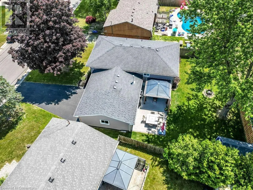 295 HALLER Crescent