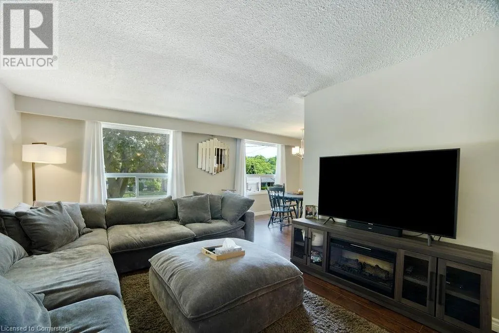295 HALLER Crescent