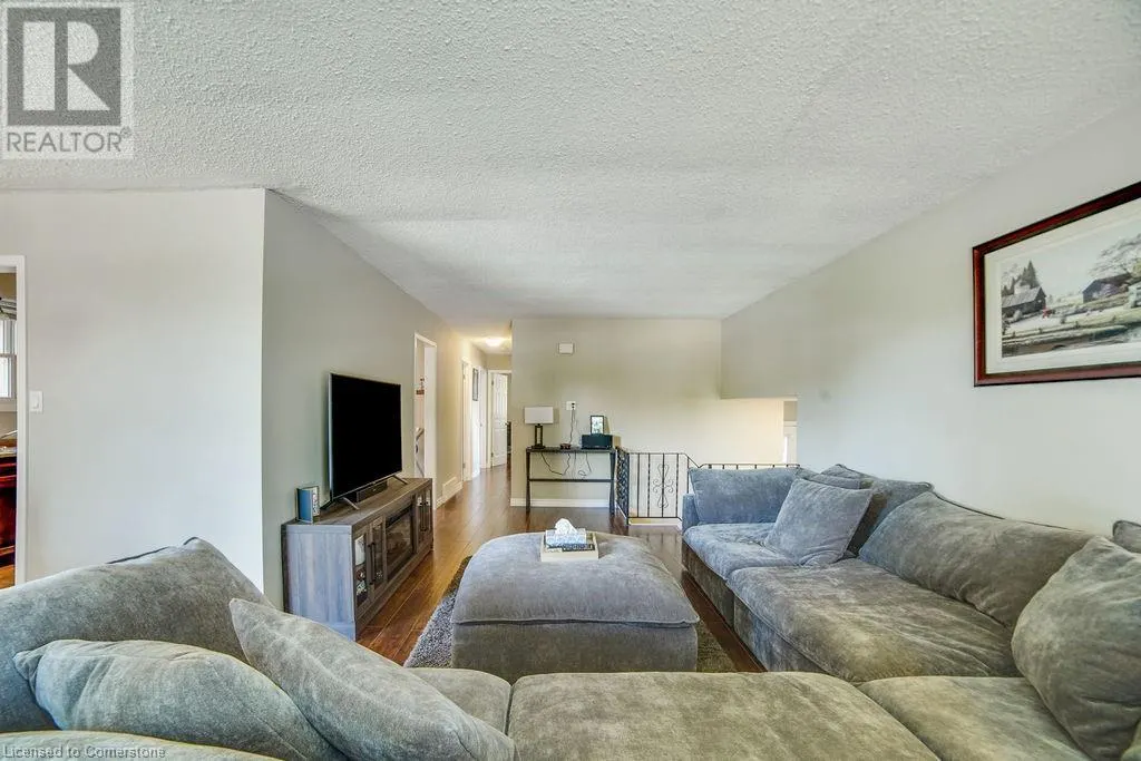 295 HALLER Crescent