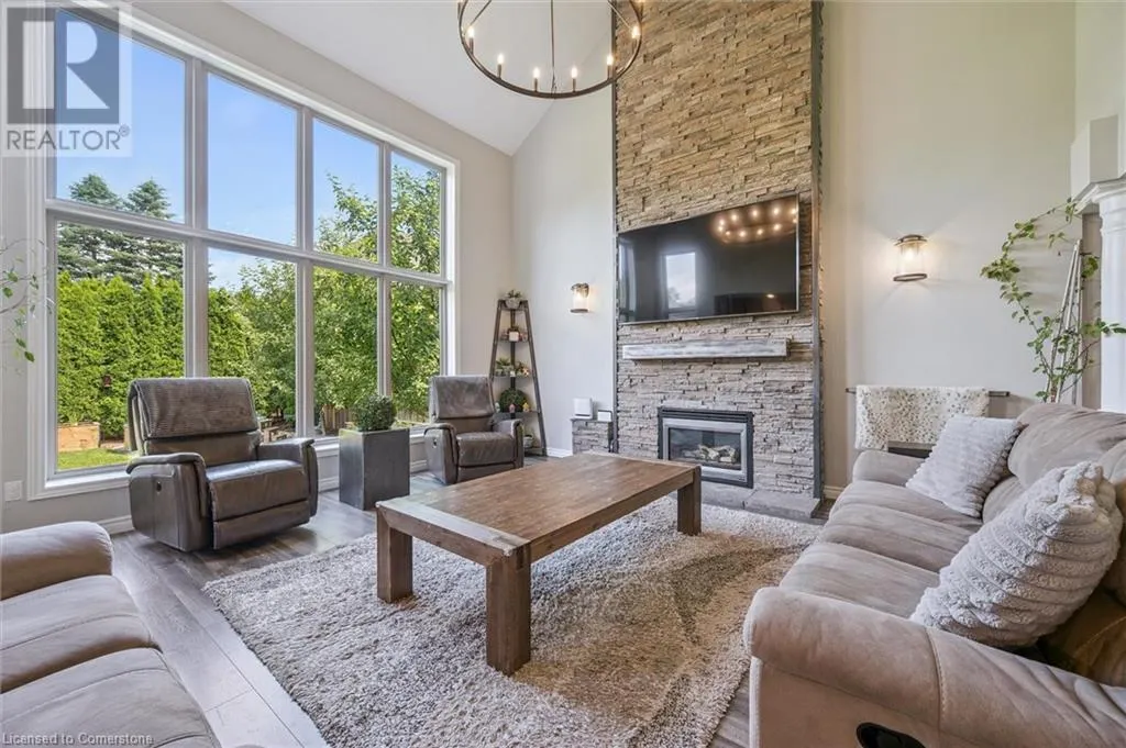 38 SURREY Drive