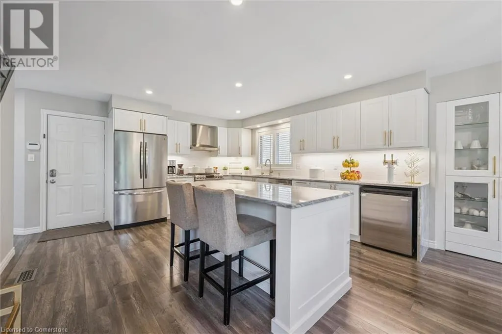 38 SURREY Drive