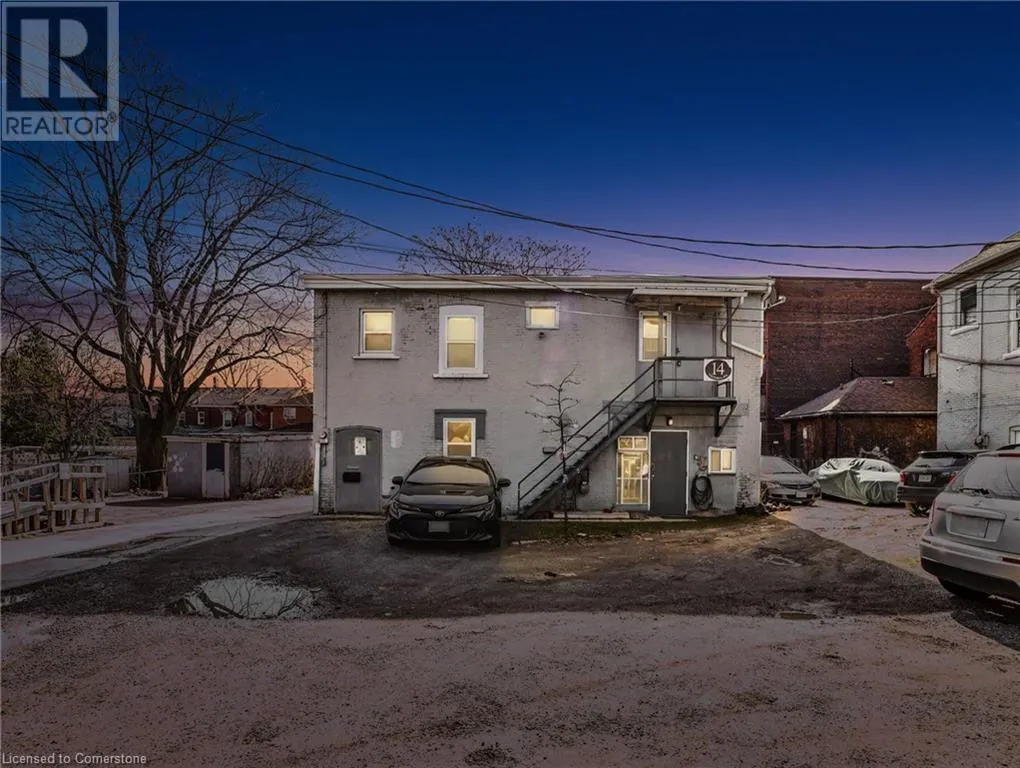 14 VICTORIA Avenue N