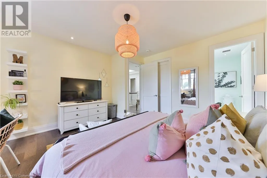 408 SAVILLE Crescent