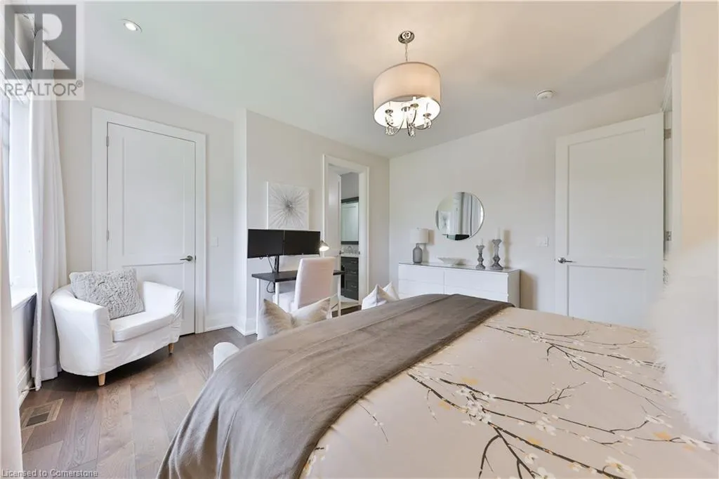 408 SAVILLE Crescent