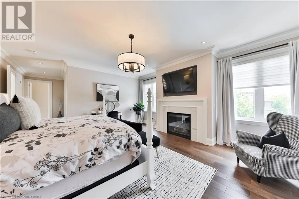 408 SAVILLE Crescent