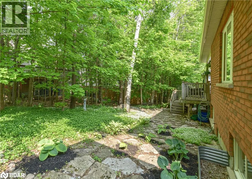 37 TANGLEWOOD Crescent