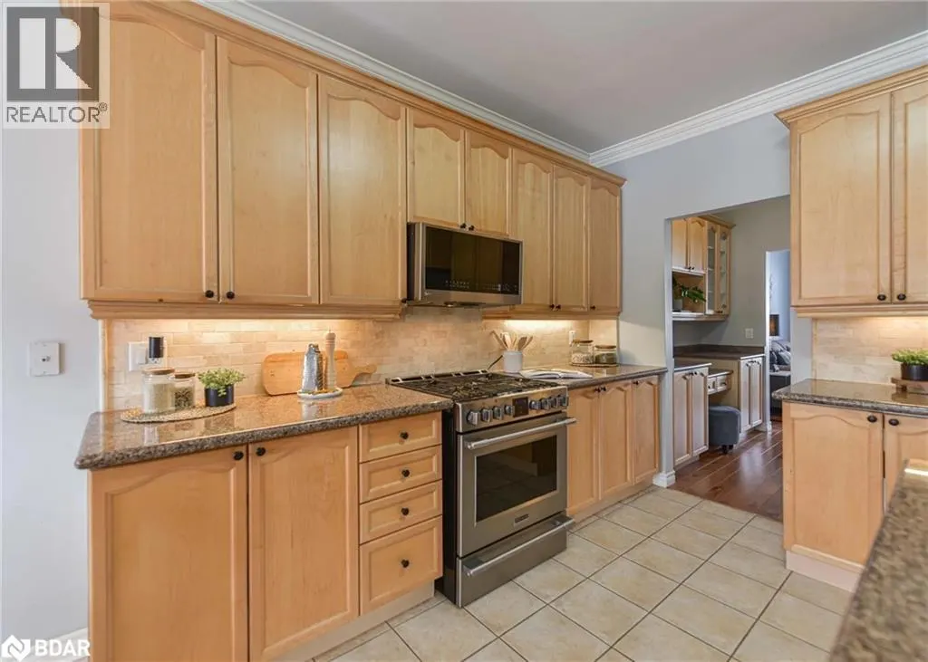 37 TANGLEWOOD Crescent
