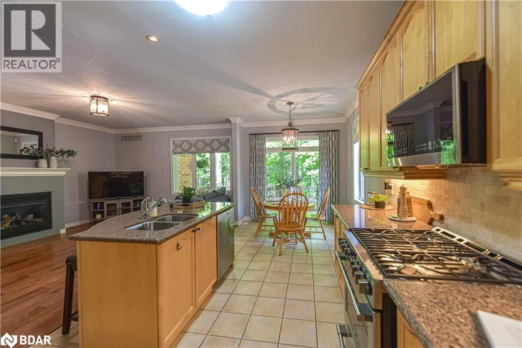 37 TANGLEWOOD Crescent