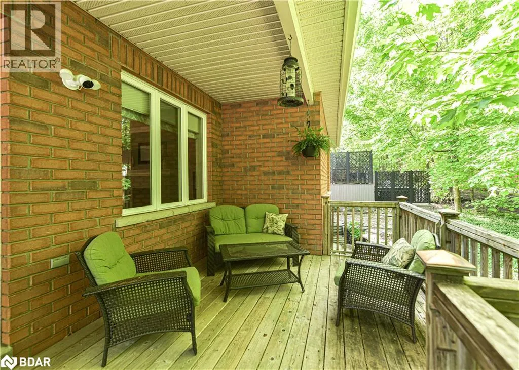 37 TANGLEWOOD Crescent