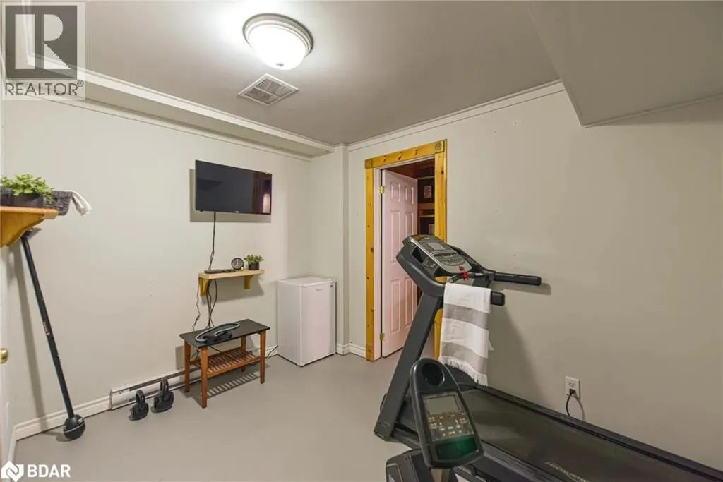 37 TANGLEWOOD Crescent