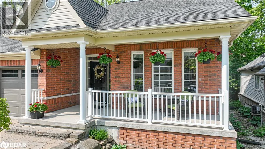 37 TANGLEWOOD Crescent