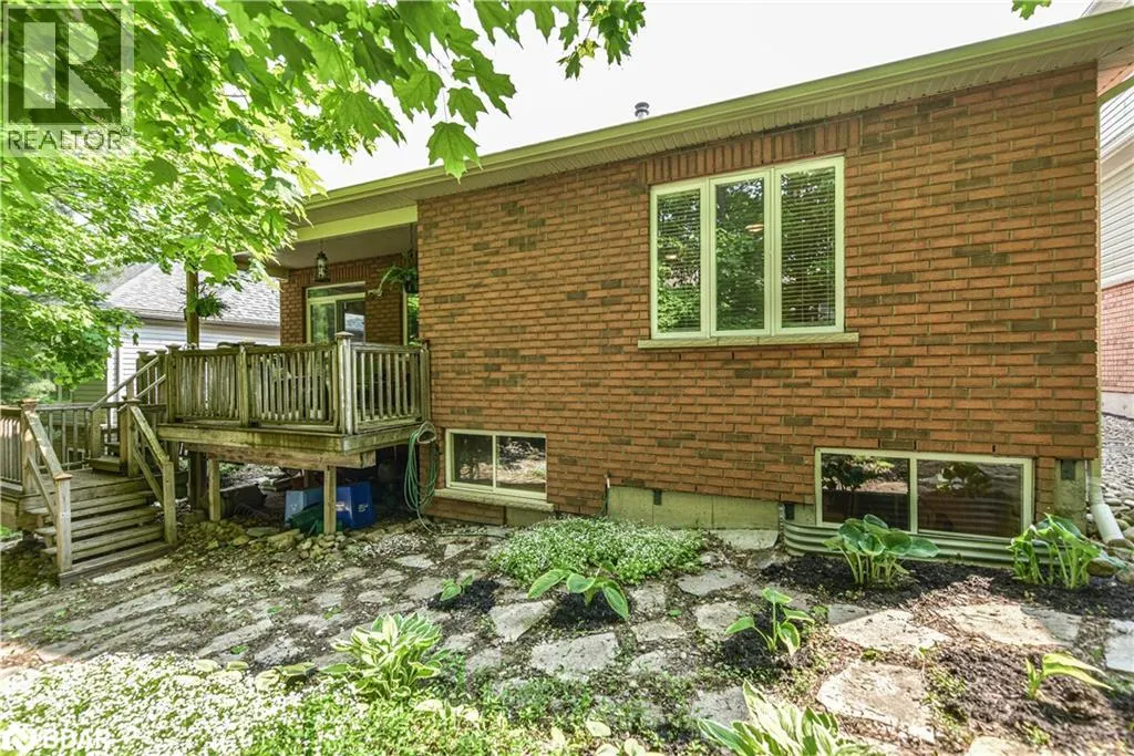 37 TANGLEWOOD Crescent