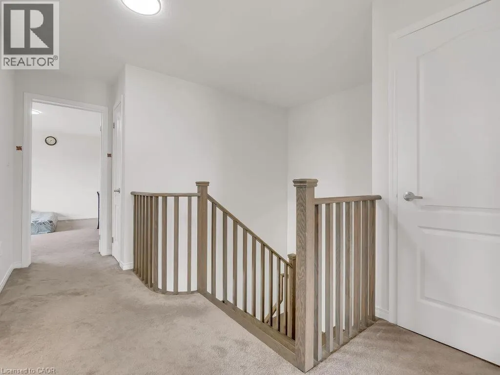 104 OAKTREE Drive