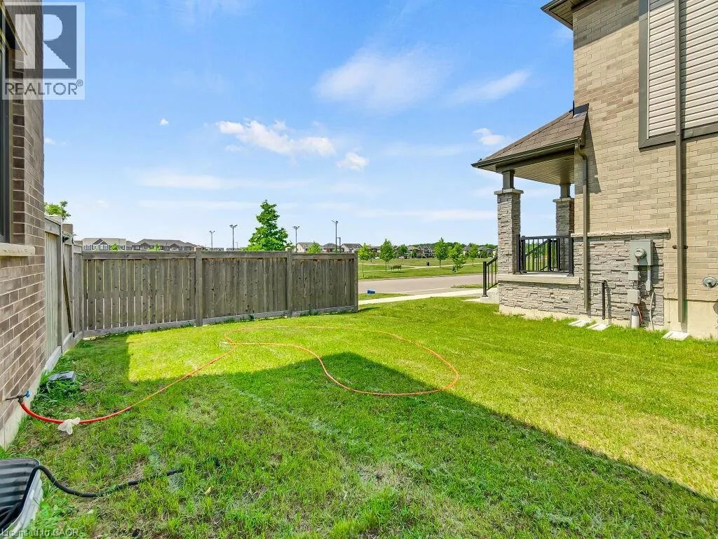 104 OAKTREE Drive
