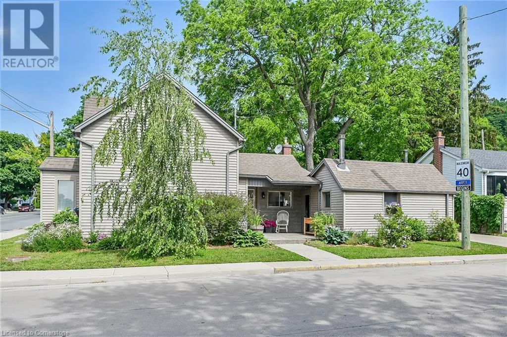 287 KING Street W