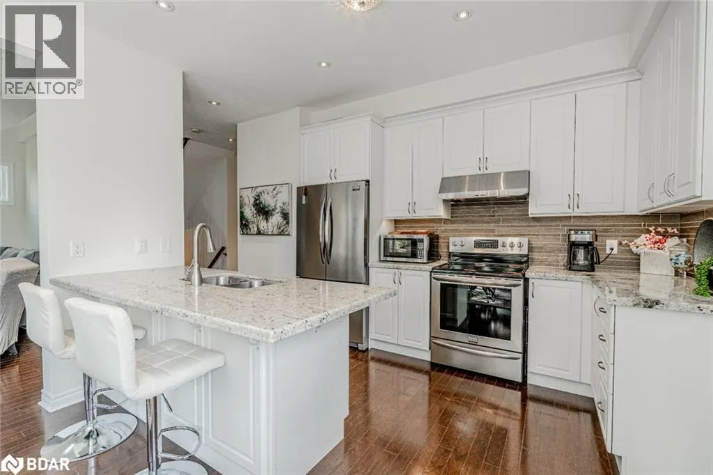 9 RIVERWALK Place