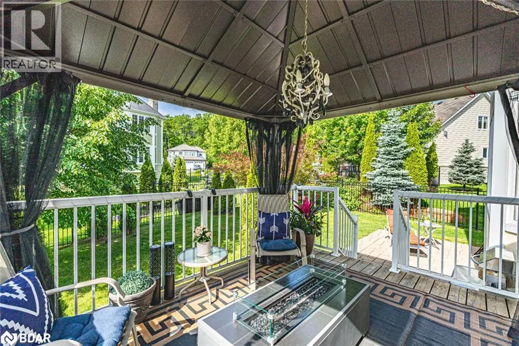 9 RIVERWALK Place