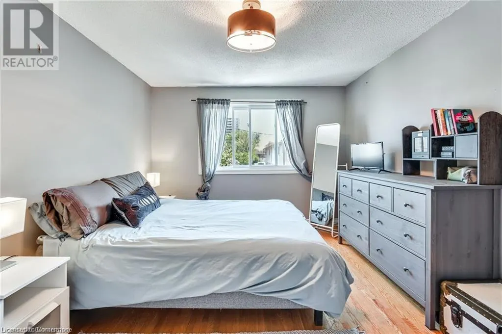 2700 BARTON Street E Unit# 2, #2