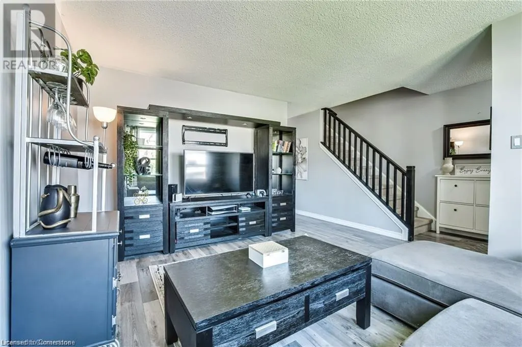 2700 BARTON Street E Unit# 2, #2