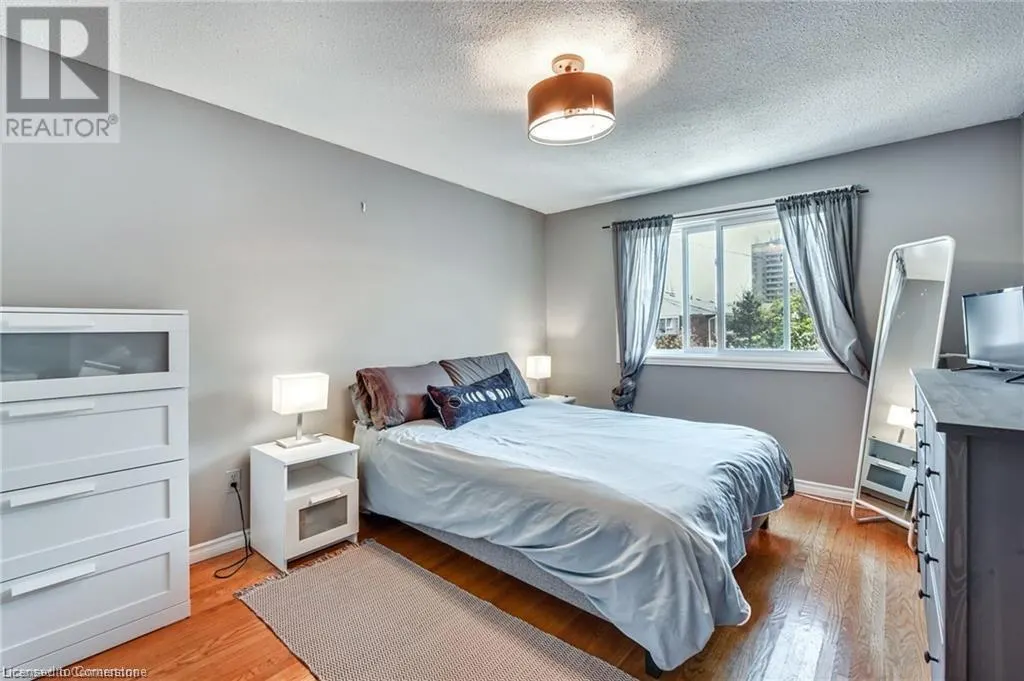 2700 BARTON Street E Unit# 2, #2