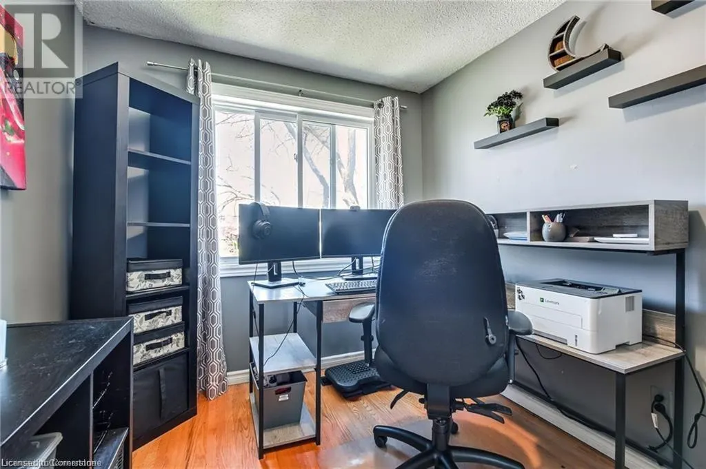2700 BARTON Street E Unit# 2, #2